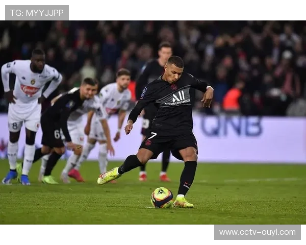 朗斯2-1逆转梅斯，主场豪取三连胜